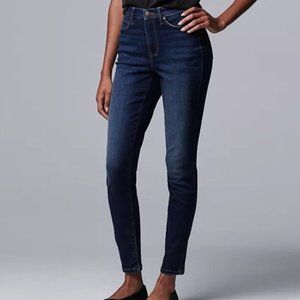 Simply Vera By Vera Wang Women's Dark Wash Skinny Mid-Rise Size 10 Jeans